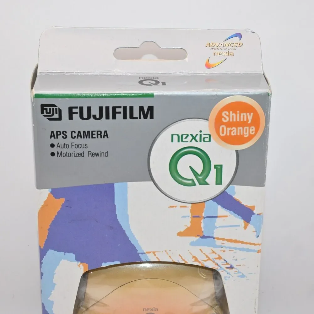 Fujifilm Nexia Q1 Point & Shoot 22mm Film Camera  Auto Focus Shiny Orange NEW